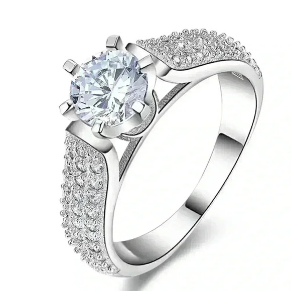 NEW Gorgeous 925 Silver CZ 2pc Engagement/Wedding Set - Picture 4 of 6